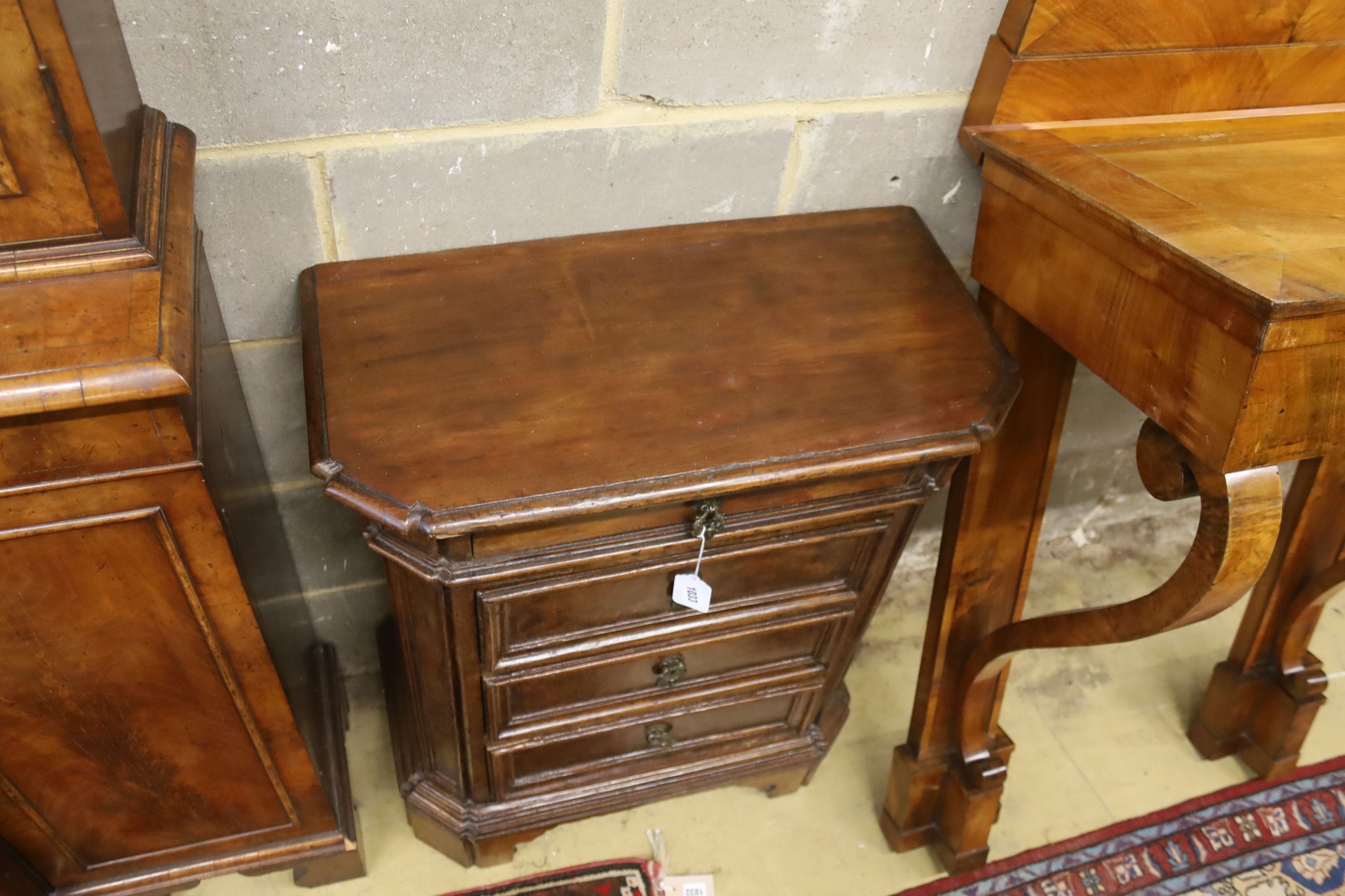 An 18th century North Italian walnut four drawer chest, width 65cm, depth 33cm, height 79cm